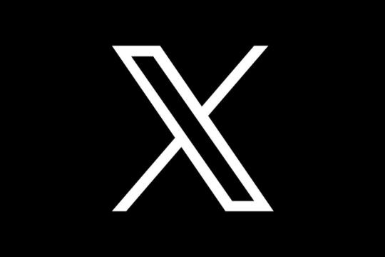 X (ex-Twitter) lancia la chat “sicura”: ma la tua sicurezza è davvero protetta?