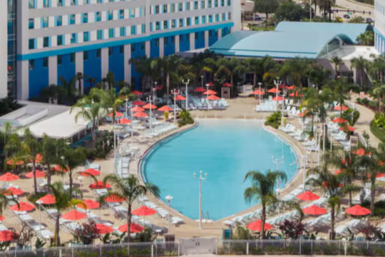 Endless Summer: l’app che ti porta in vacanza con l’intelligenza artificiale (senza muoverti da casa)