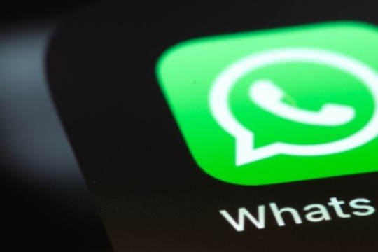 WhatsApp introduce la protezione con Passkey per i Backup crittografati